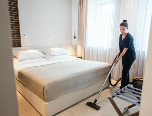 Equipos de limpieza para hoteles: imprescindibles para un servicio eficaz